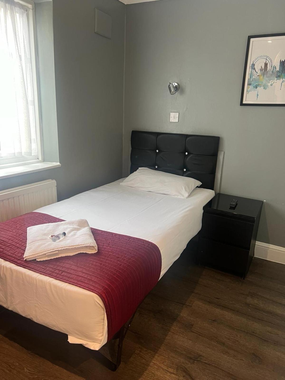 Saba Rooms And Apartments London Kültér fotó